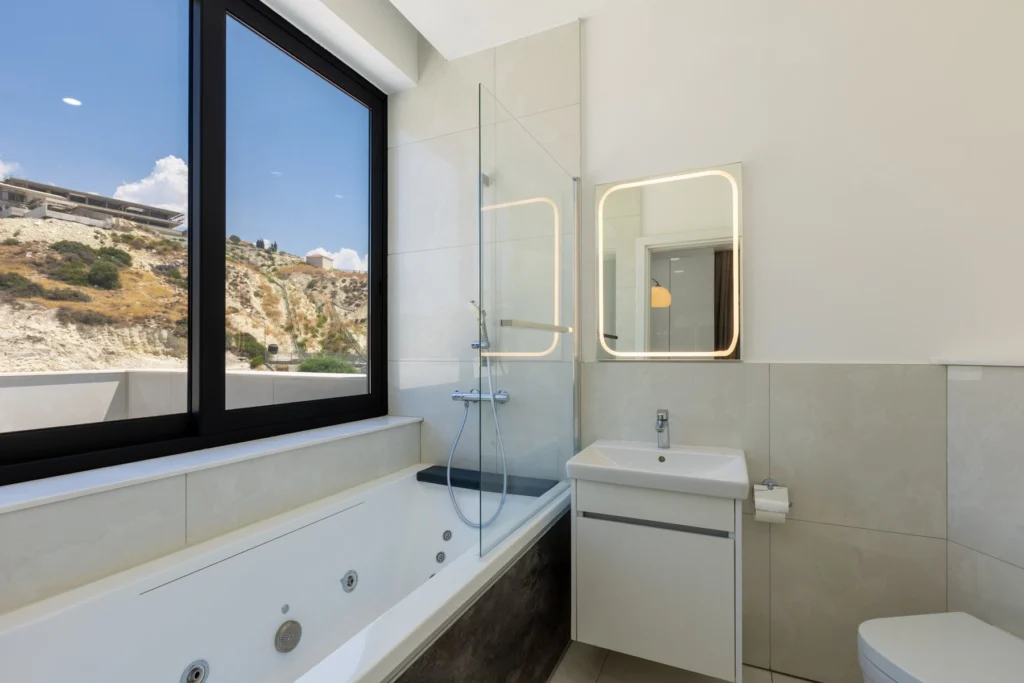 6+ Bedroom House for Sale in Agios Tychonas, Limassol District