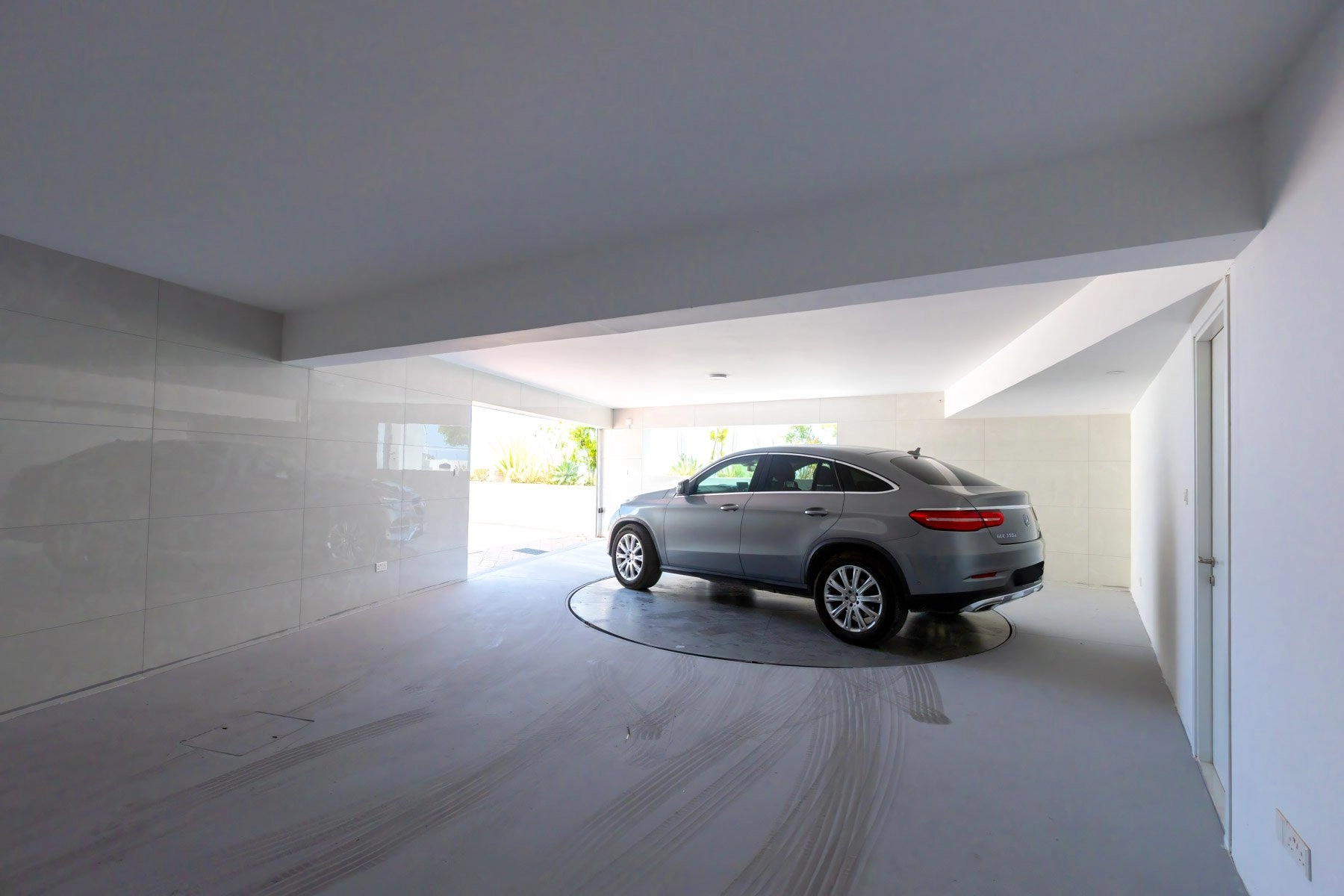6+ Bedroom House for Sale in Agios Tychonas, Limassol District