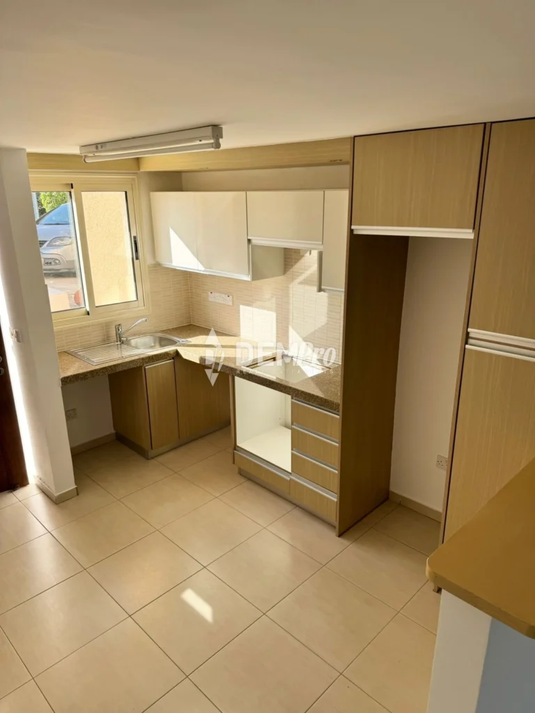 Cheap Houses and Villas for Sale Paphos up to 200000 euro