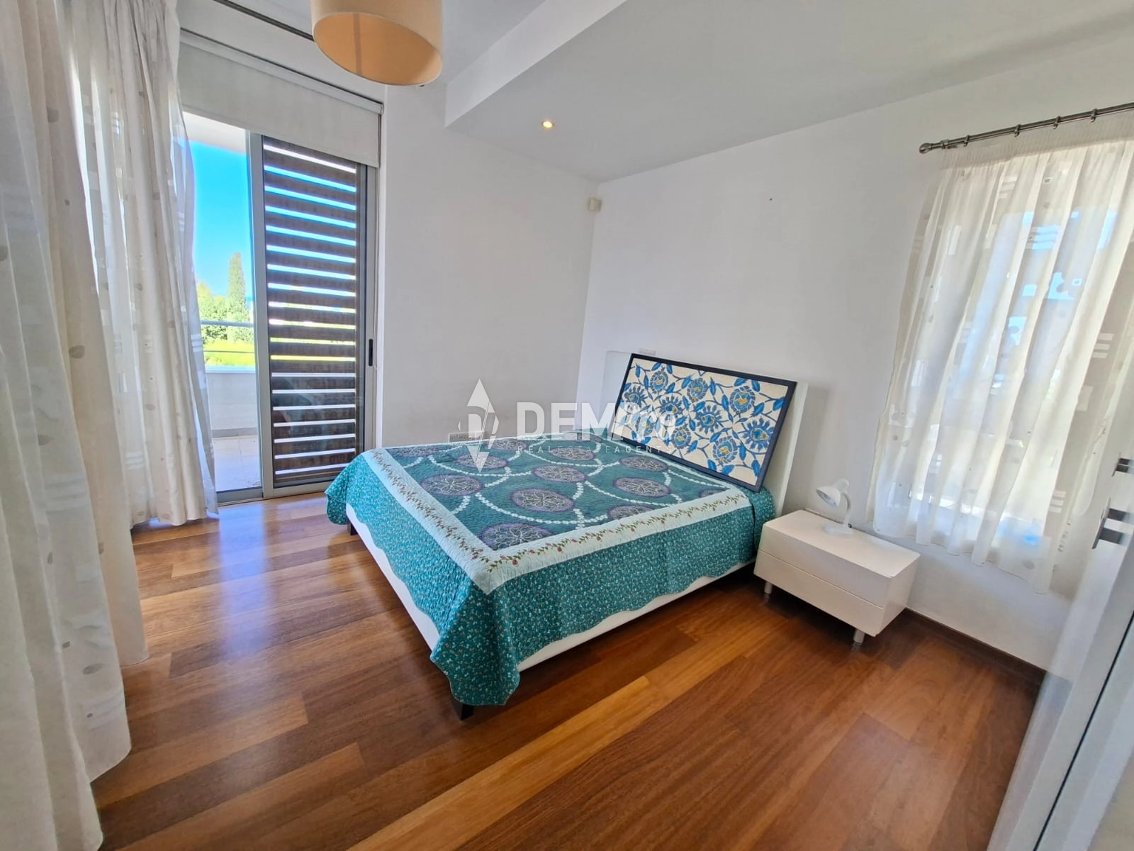 4 Bedroom House for Sale in Latchi (Lakki / Latsi), Paphos District