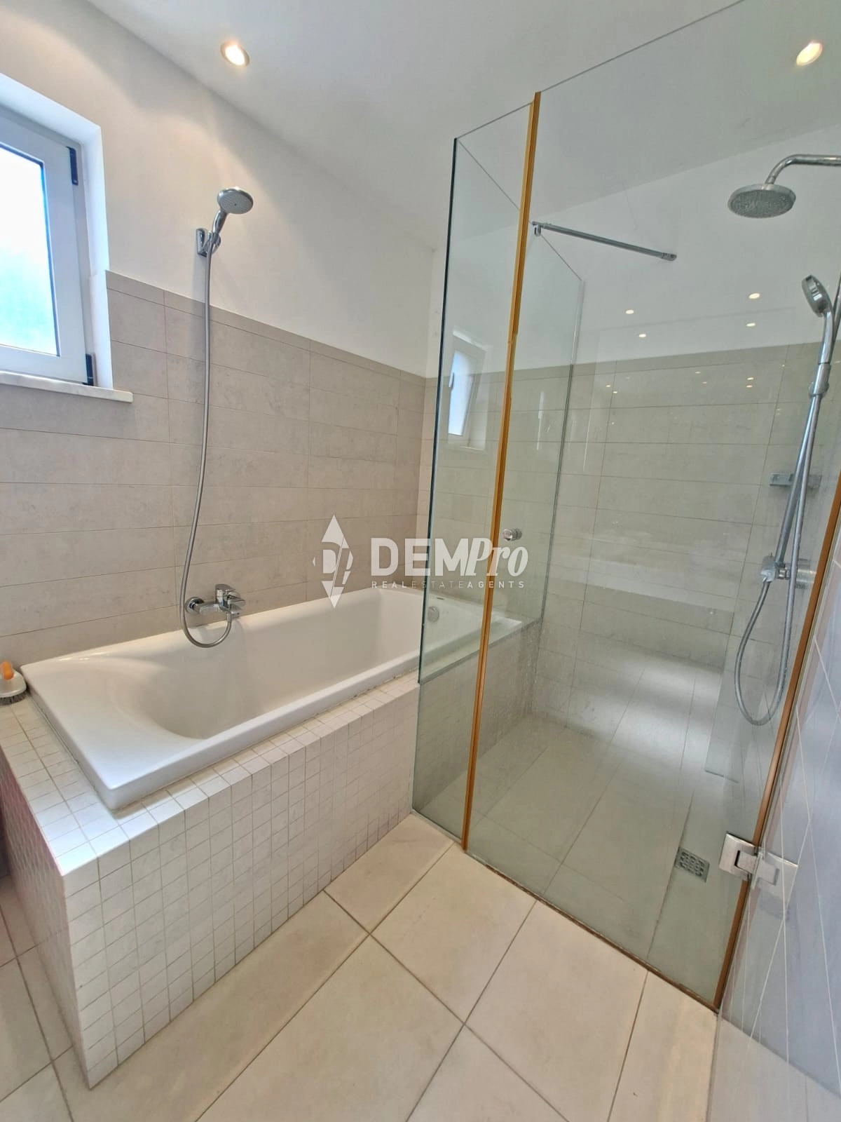 4 Bedroom House for Sale in Latchi (Lakki / Latsi), Paphos District