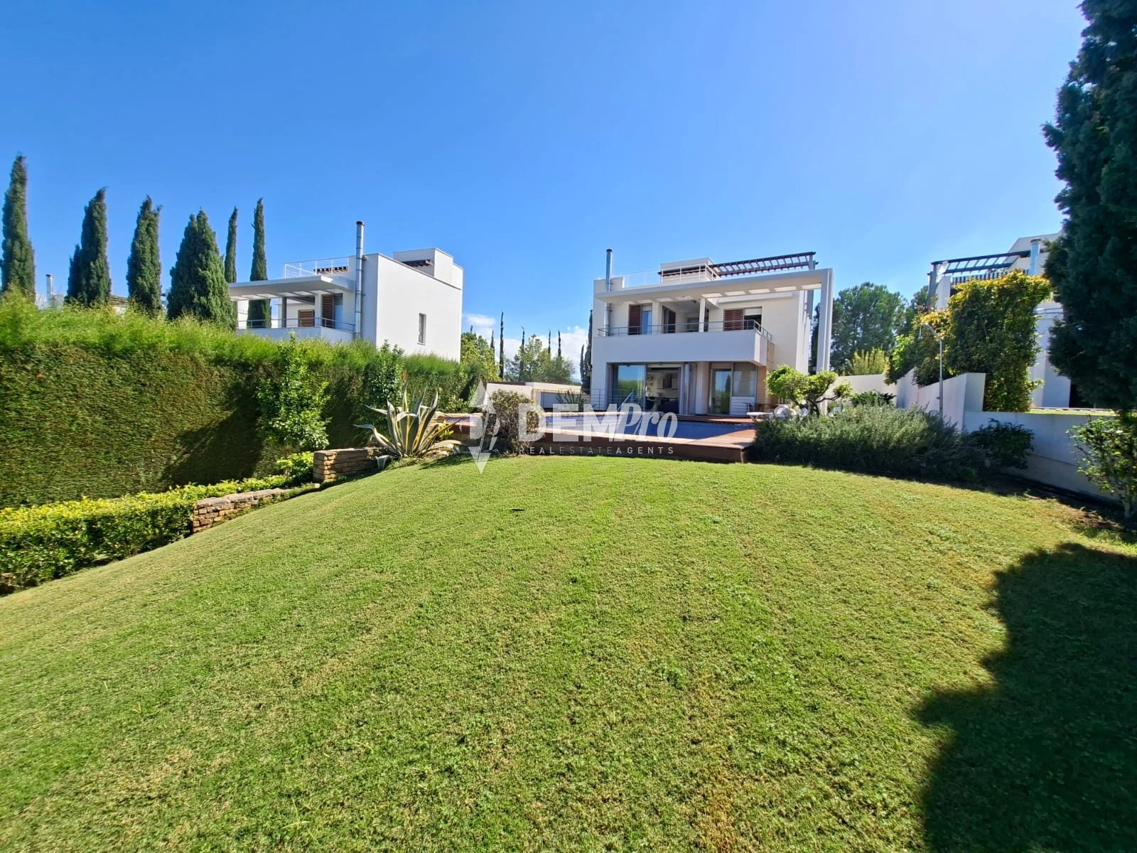 4 Bedroom House for Sale in Latchi (Lakki / Latsi), Paphos District