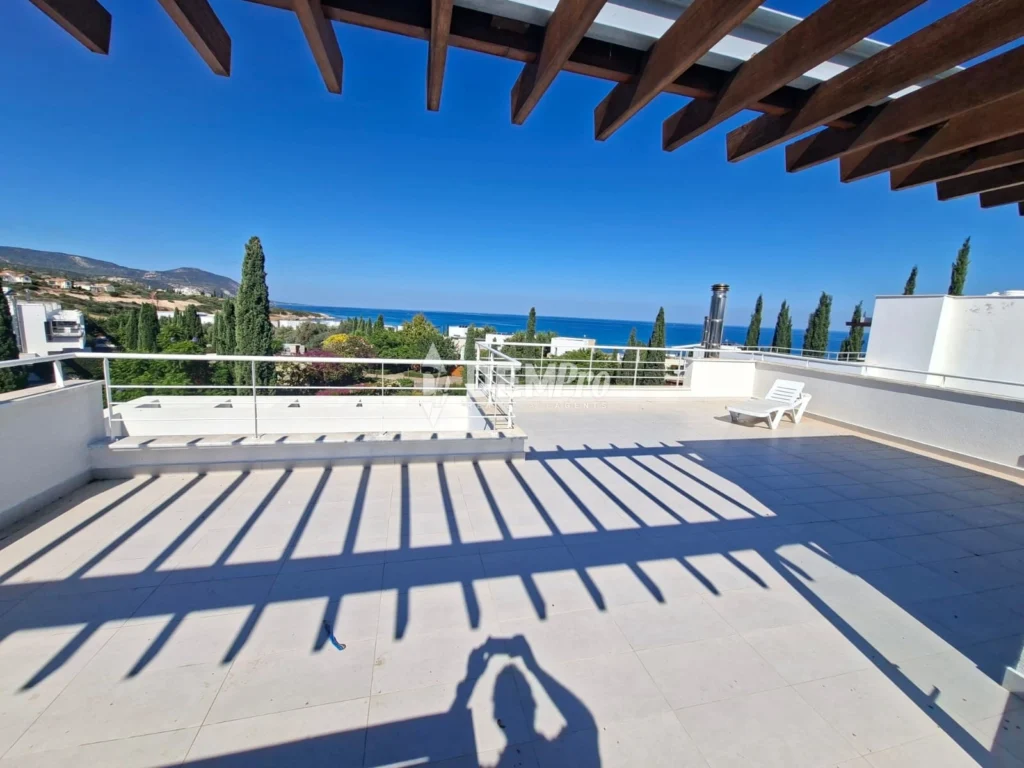 4 Bedroom House for Sale in Latchi (Lakki / Latsi), Paphos District