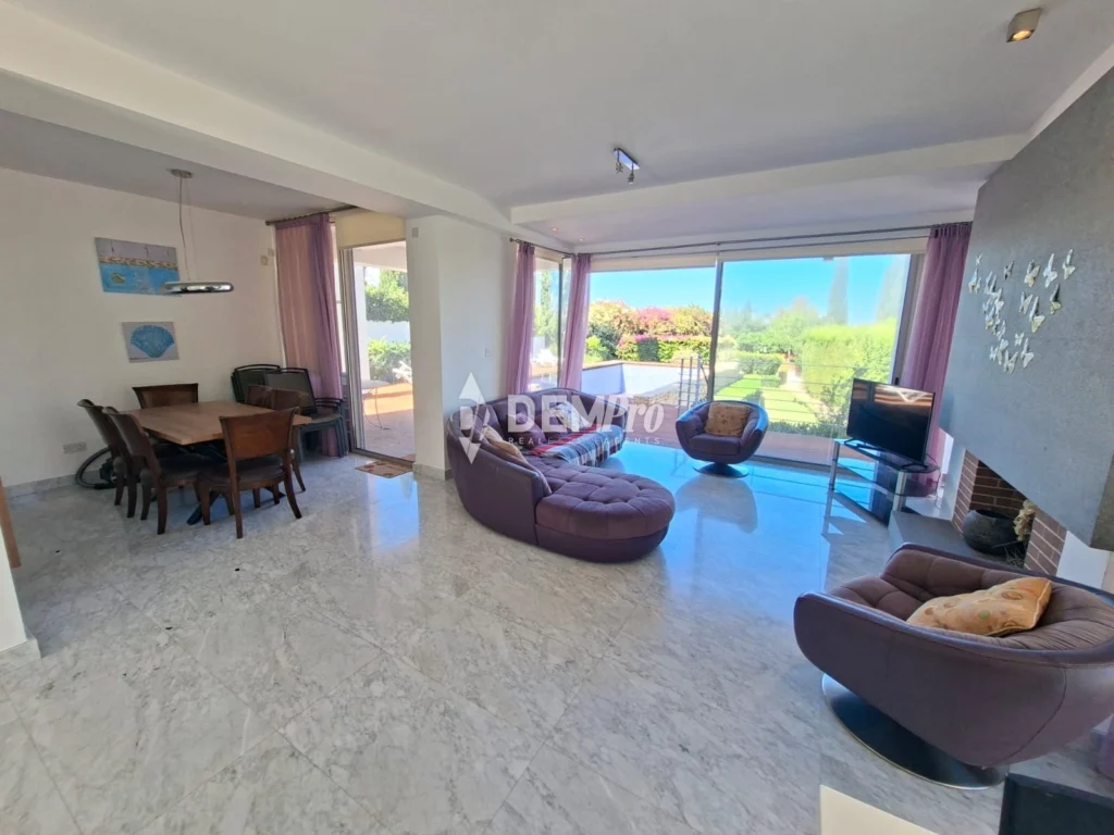 4 Bedroom House for Sale in Latchi (Lakki / Latsi), Paphos District