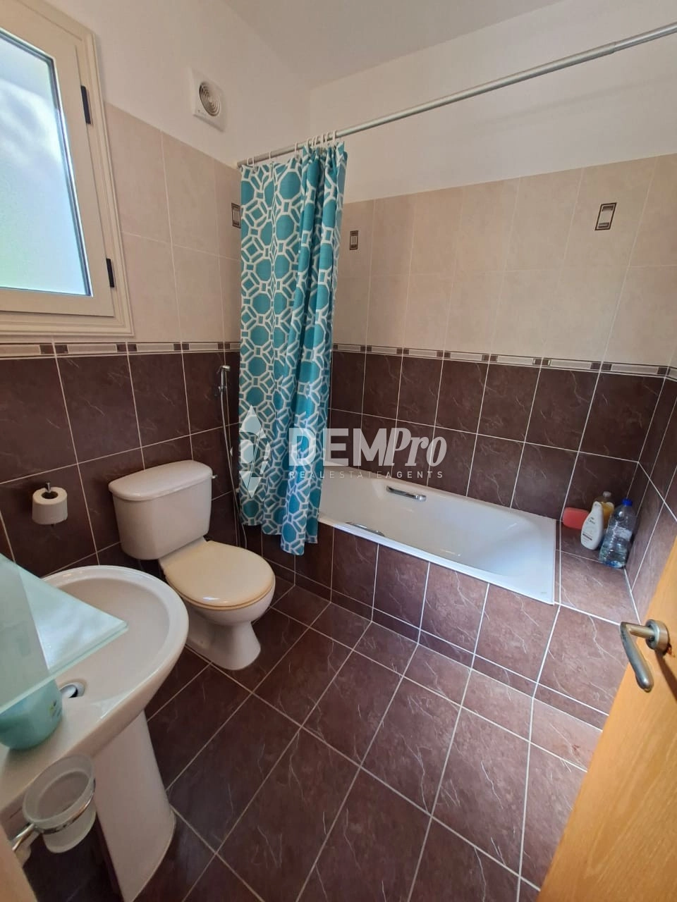 3 Bedroom House for Sale in Latchi (Lakki / Latsi), Paphos District