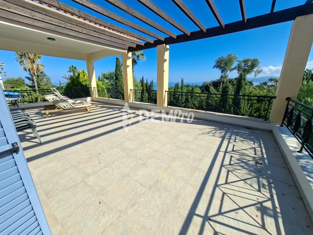 3 Bedroom House for Sale in Latchi (Lakki / Latsi), Paphos District