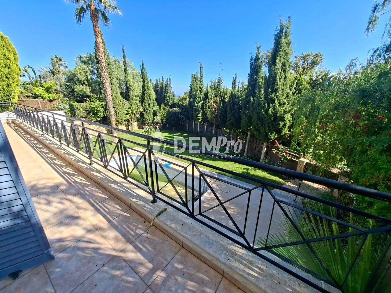 3 Bedroom House for Sale in Latchi (Lakki / Latsi), Paphos District