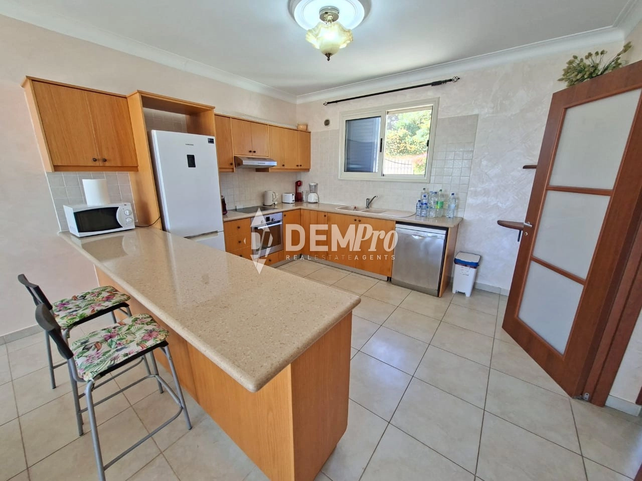 3 Bedroom House for Sale in Latchi (Lakki / Latsi), Paphos District