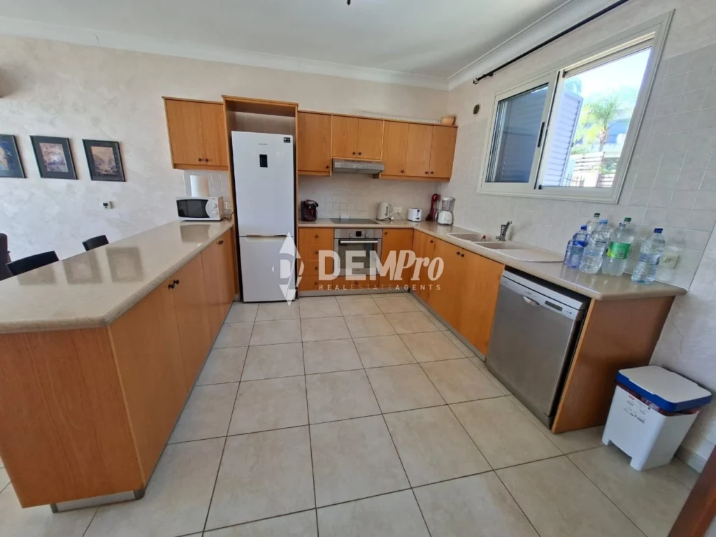 3 Bedroom House for Sale in Latchi (Lakki / Latsi), Paphos District