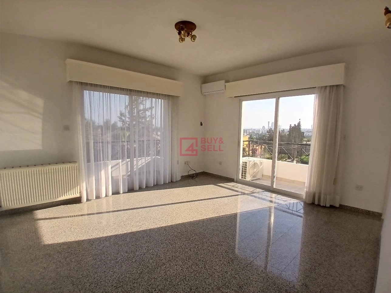 6+ Bedroom House for Rent in Mouttagiaka, Limassol District