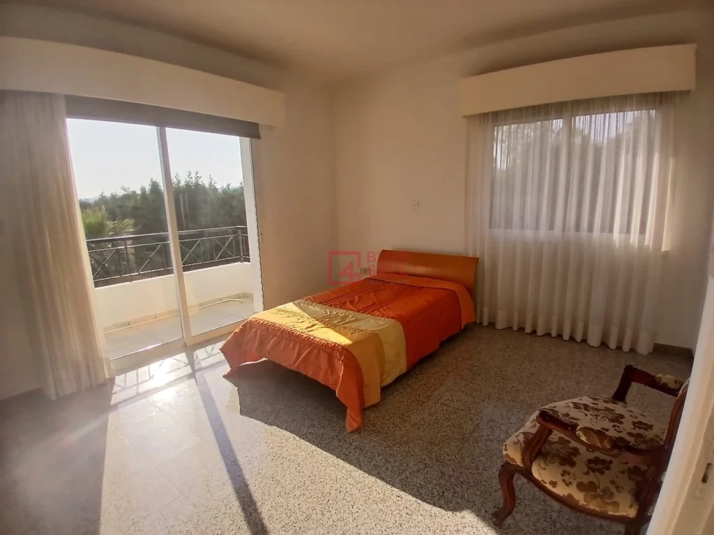 6+ Bedroom House for Rent in Mouttagiaka, Limassol District