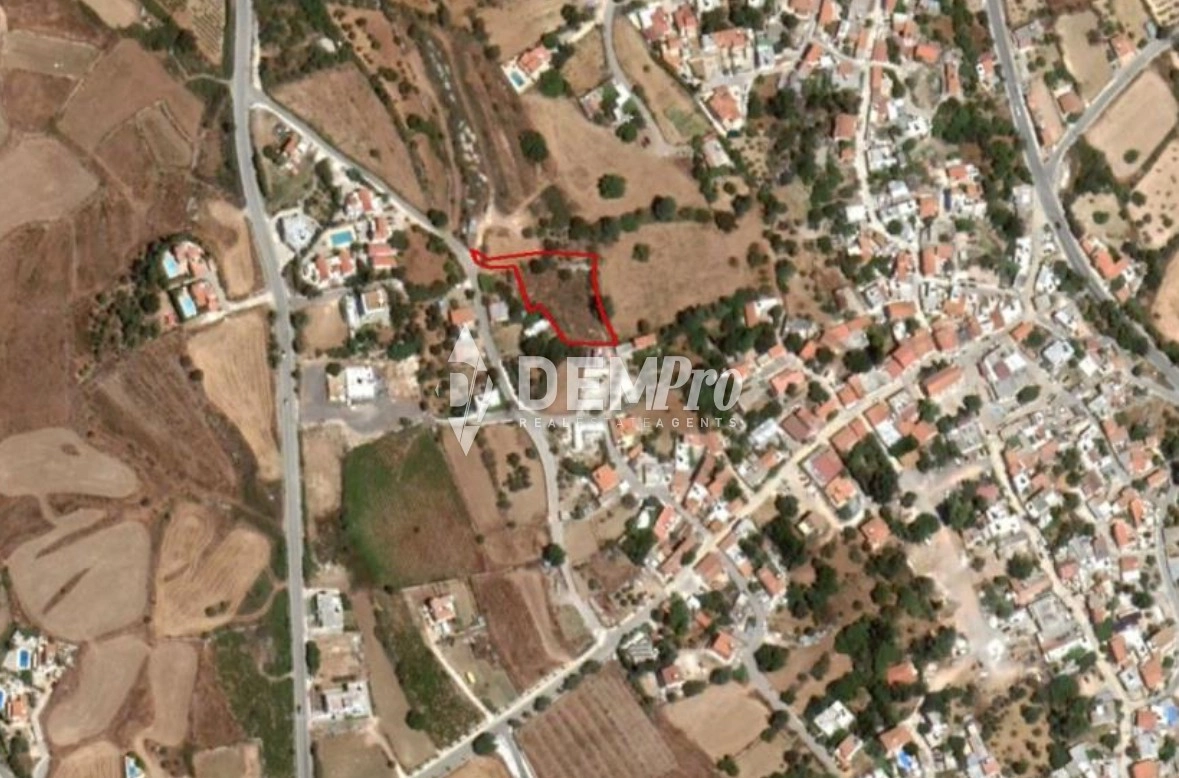 1,951m² Plot for Sale in Kathikas, Paphos District