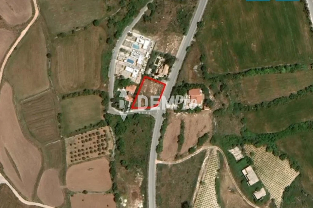 990m² Plot for Sale in Kathikas, Paphos District