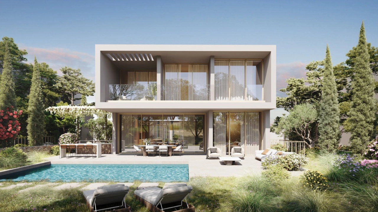 6+ Bedroom House for Sale in Coral Bay, Paphos District