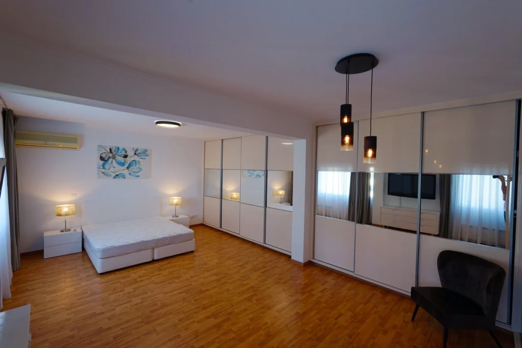 6+ Bedroom Apartment for Sale in Limassol District
