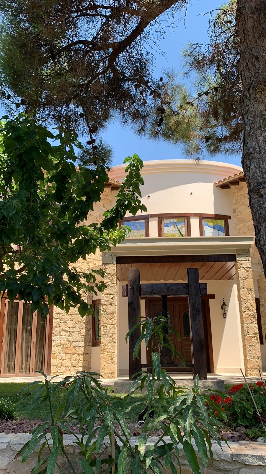 6+ Bedroom House for Sale in Limassol District
