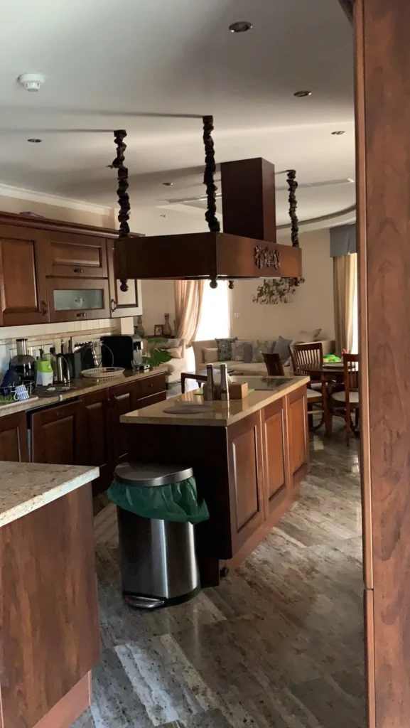 6+ Bedroom House for Sale in Limassol District