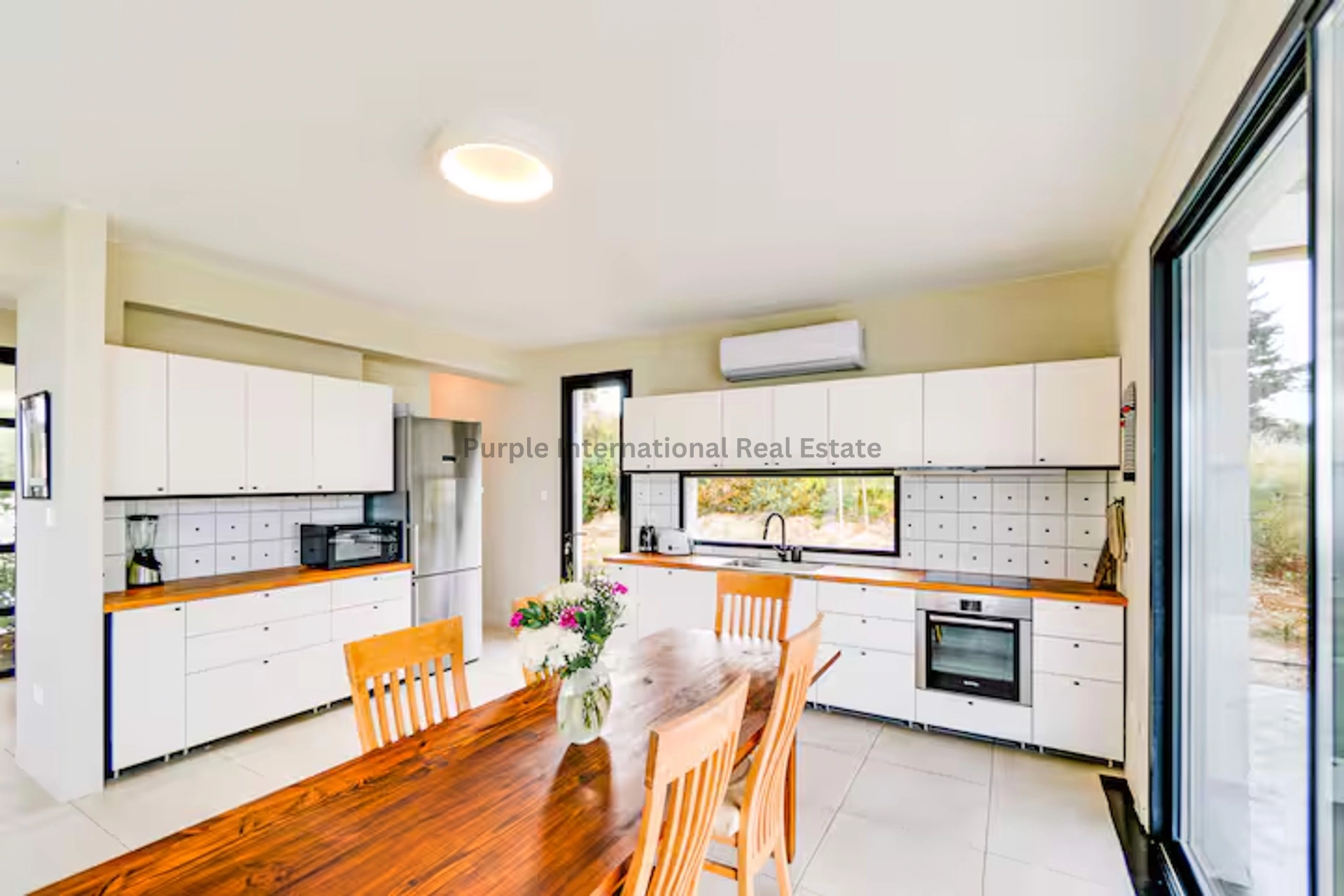 5 Bedroom House for Sale in Tsada, Paphos District