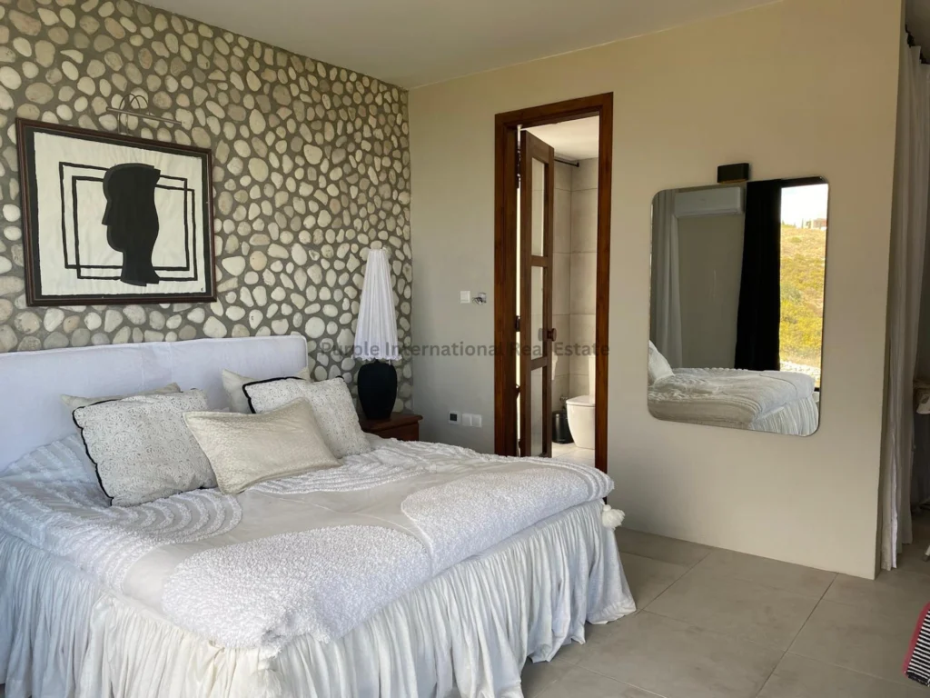 5 Bedroom House for Sale in Tsada, Paphos District
