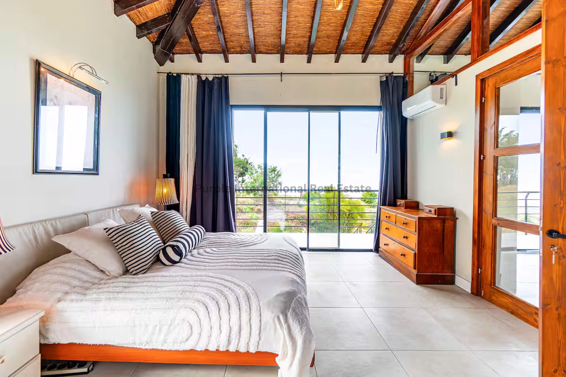 5 Bedroom House for Sale in Tsada, Paphos District