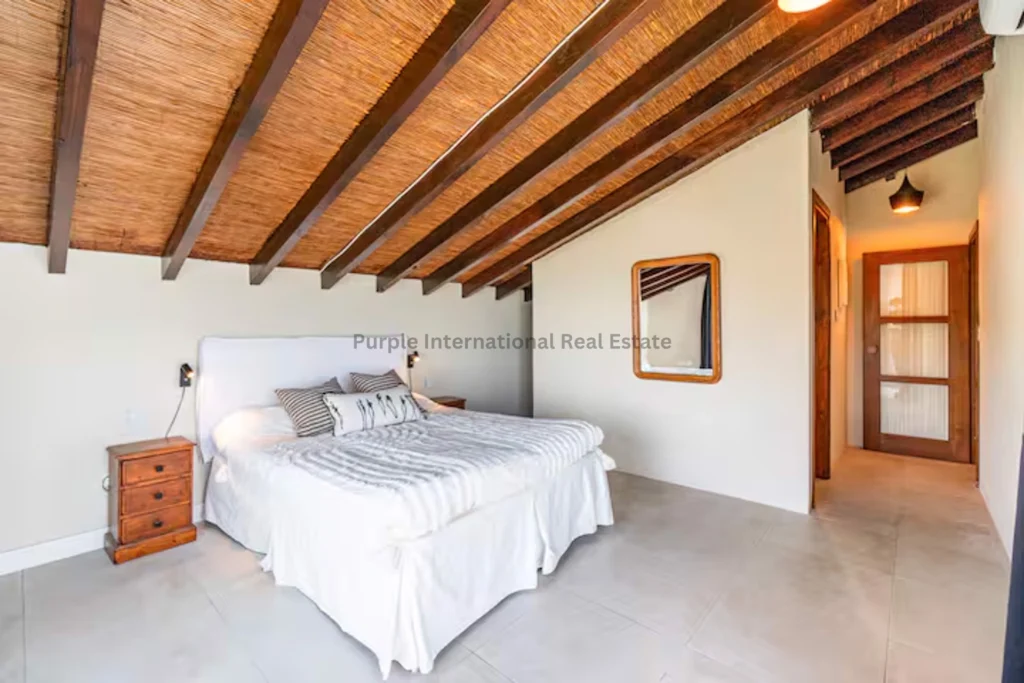 5 Bedroom House for Sale in Tsada, Paphos District