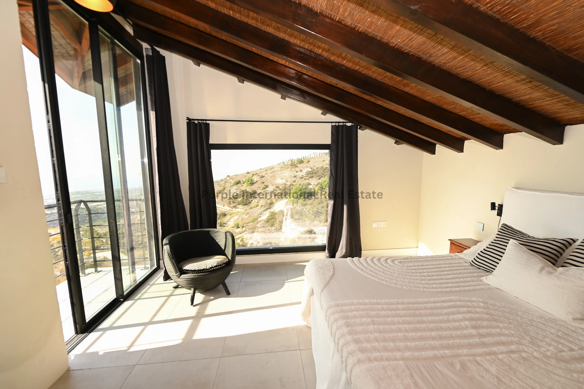 5 Bedroom House for Sale in Tsada, Paphos District