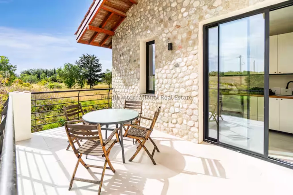 5 Bedroom House for Sale in Tsada, Paphos District