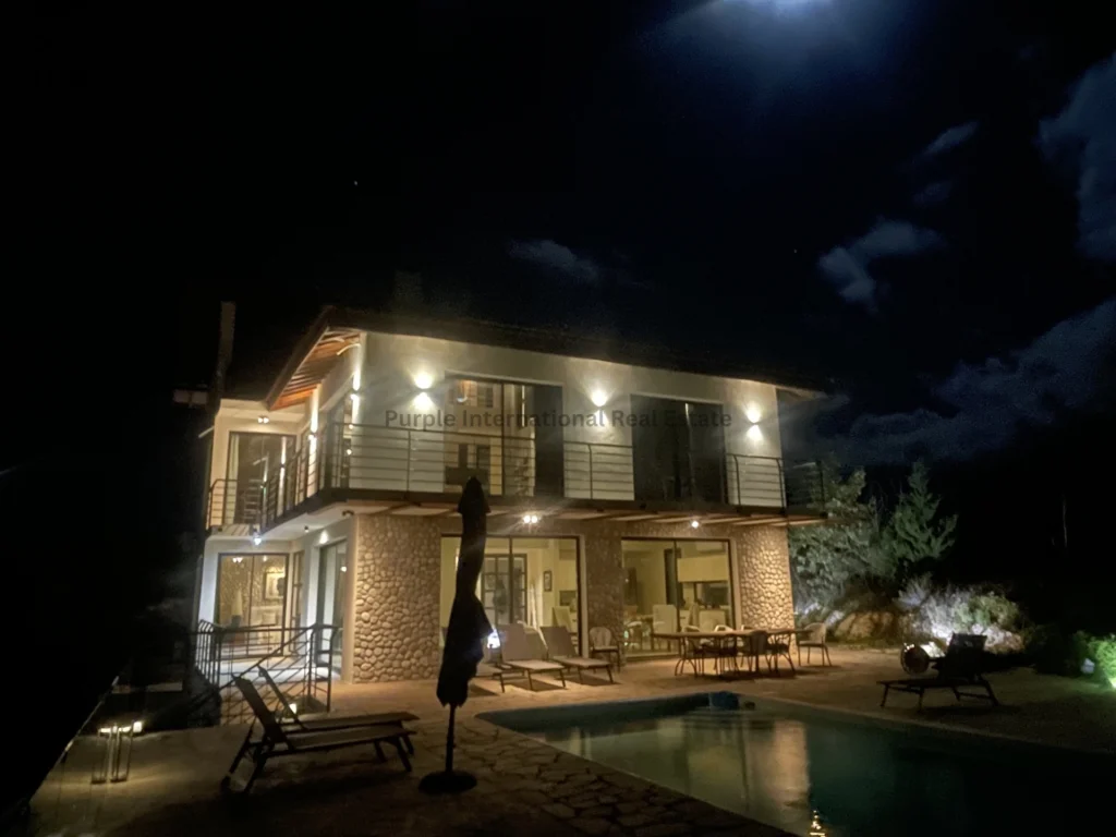 5 Bedroom House for Sale in Tsada, Paphos District