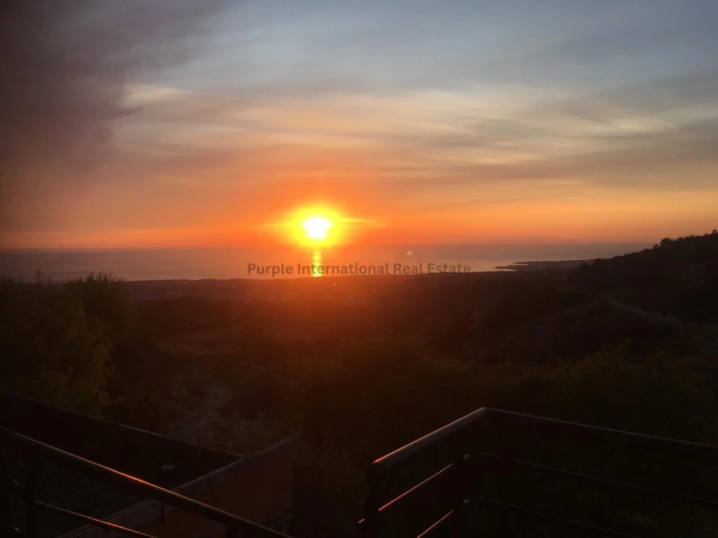5 Bedroom House for Sale in Tsada, Paphos District
