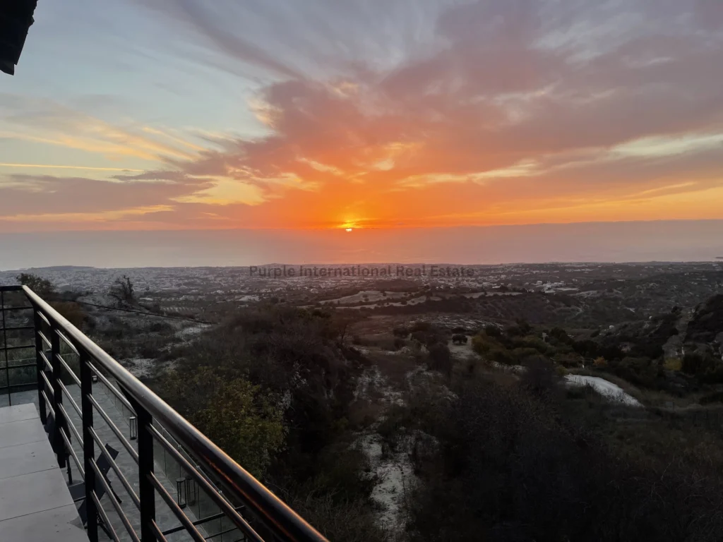 5 Bedroom House for Sale in Tsada, Paphos District