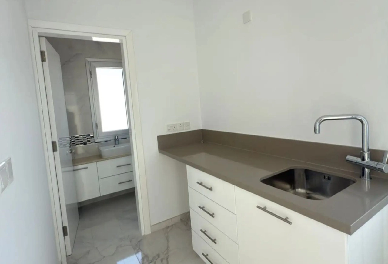 6+ Bedroom House for Sale in Geroskipou, Paphos District