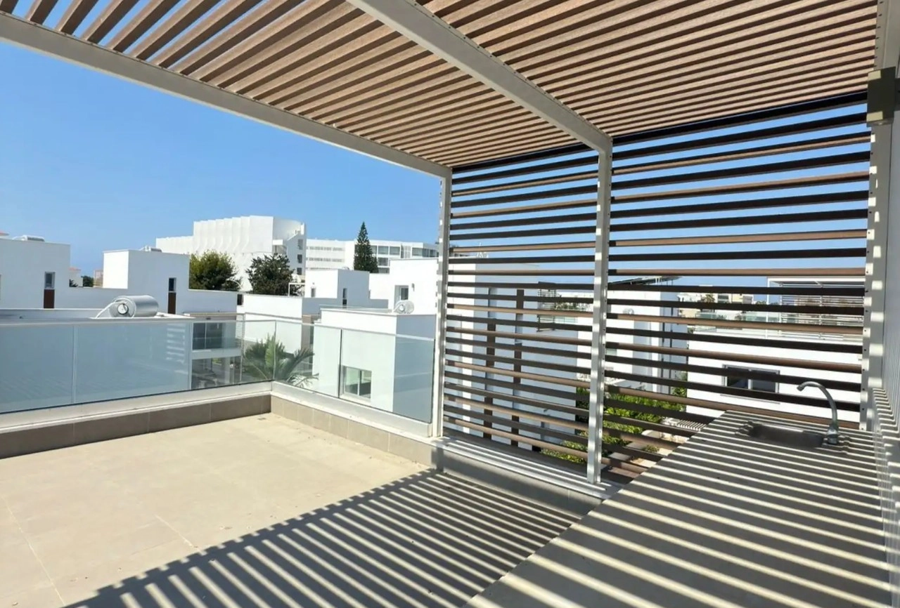 6+ Bedroom House for Sale in Geroskipou, Paphos District