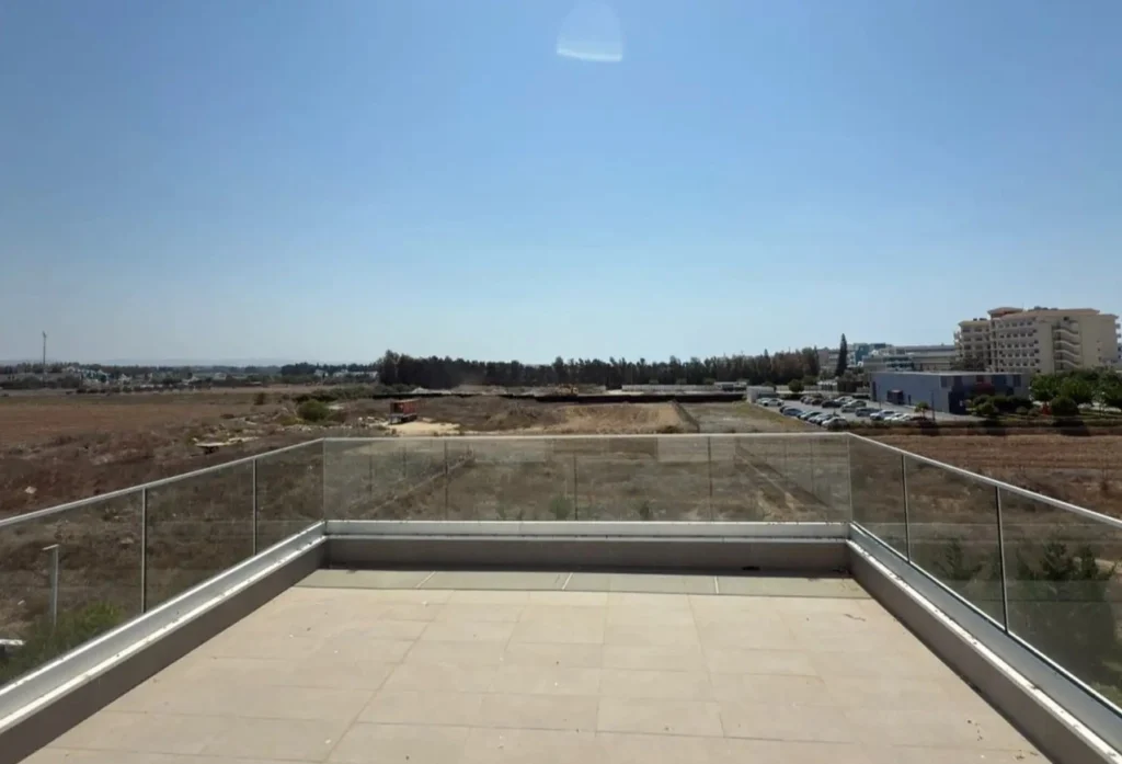 6+ Bedroom House for Sale in Geroskipou, Paphos District