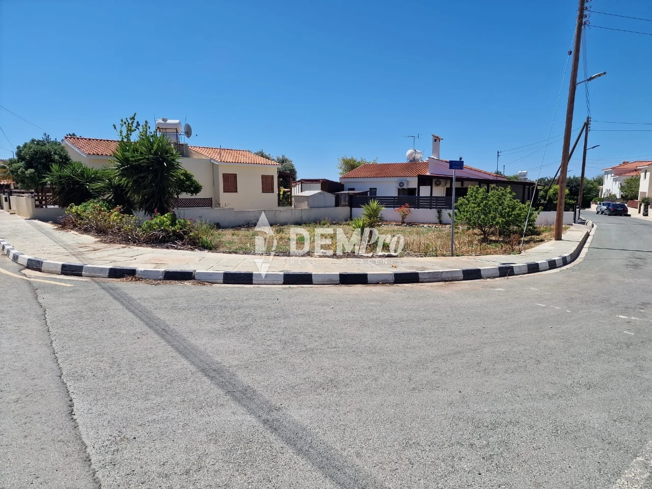 2 Bedroom House for Sale in Tremithousa, Paphos District