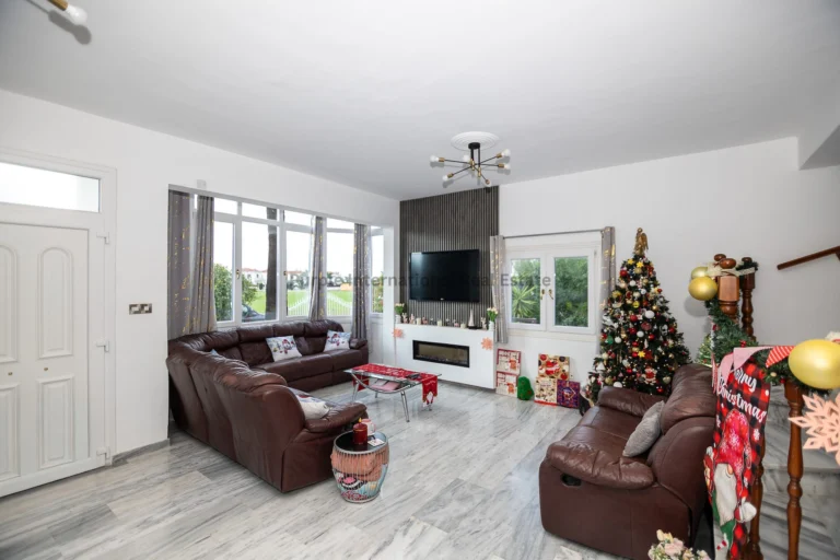 Cheap Houses and Villas for Sale Famagusta up to 500000 euro