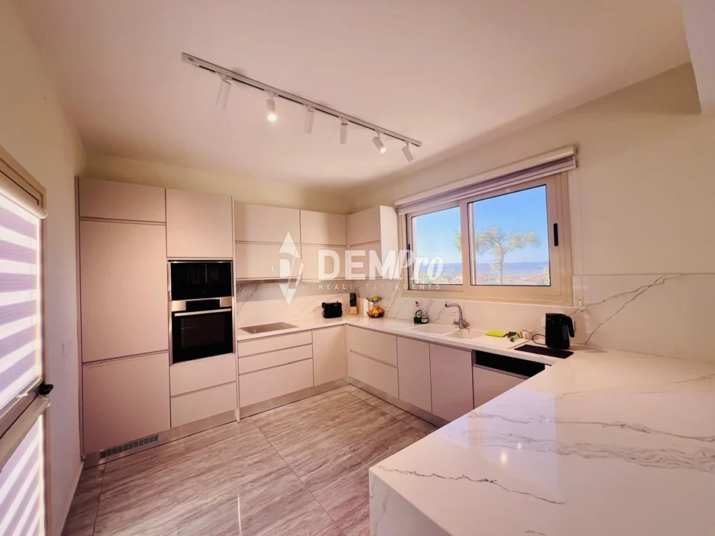 3 Bedroom House for Sale in Argaka, Paphos District