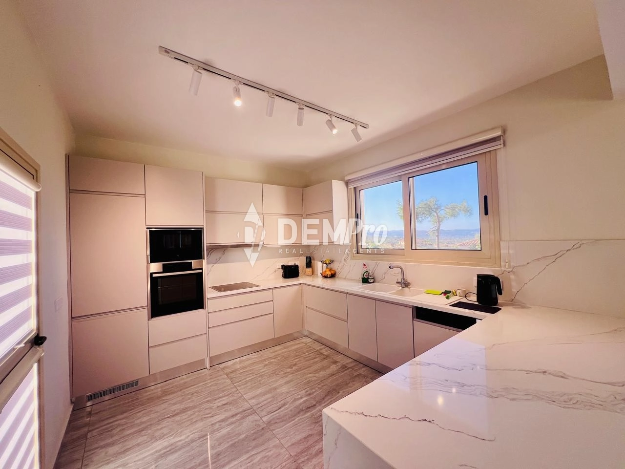 3 Bedroom House for Sale in Argaka, Paphos District