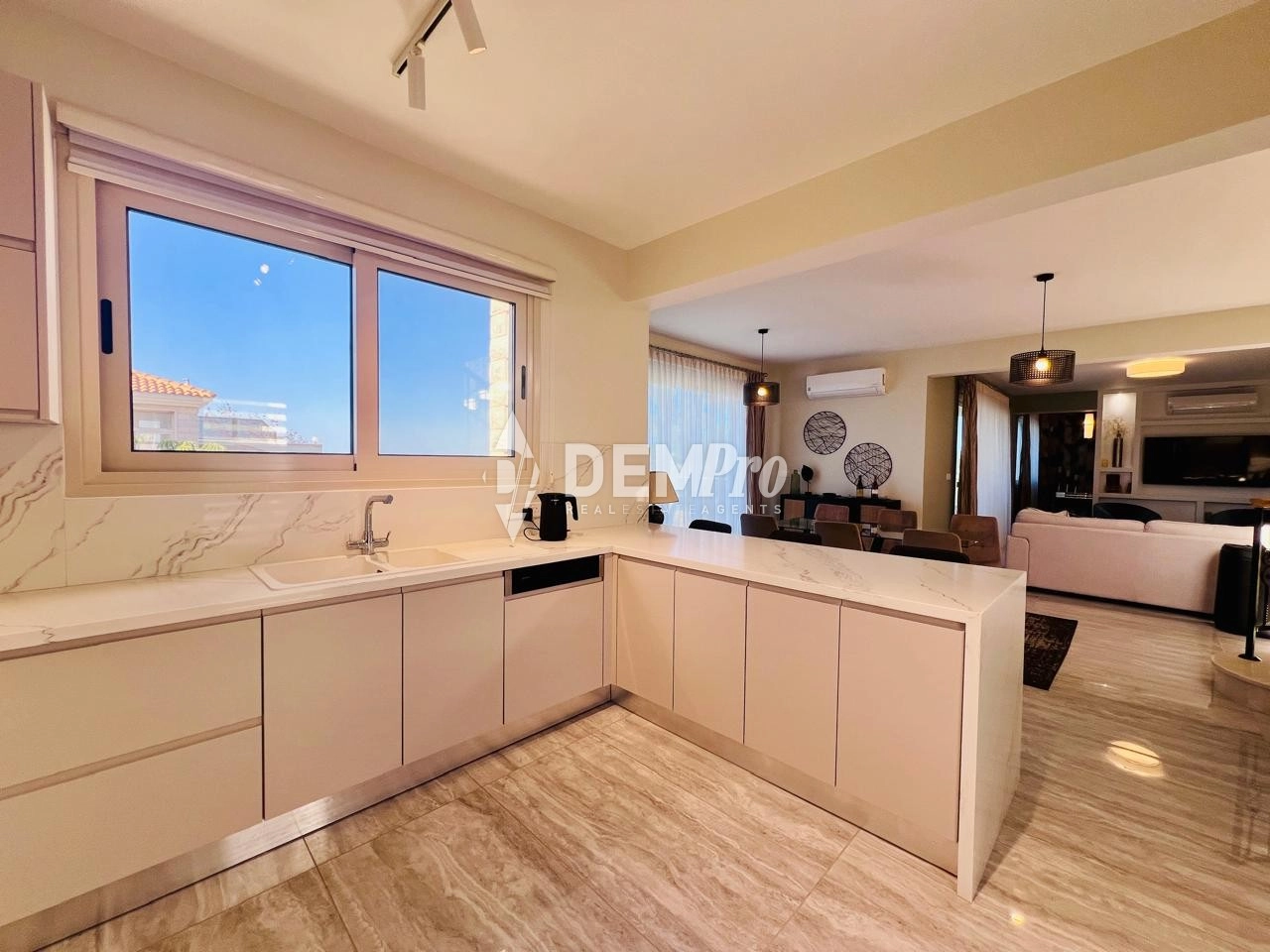 3 Bedroom House for Sale in Argaka, Paphos District