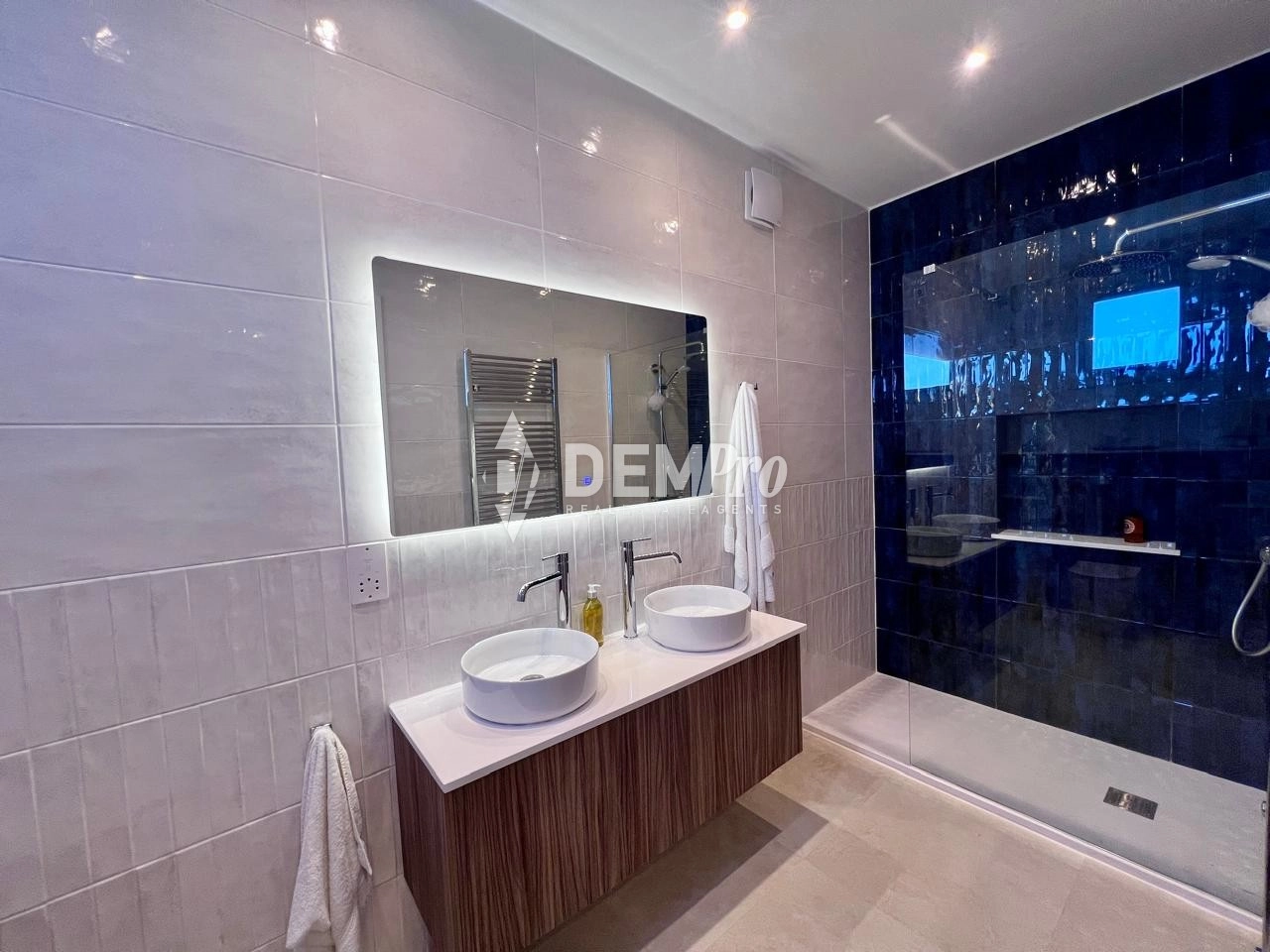 3 Bedroom House for Sale in Argaka, Paphos District