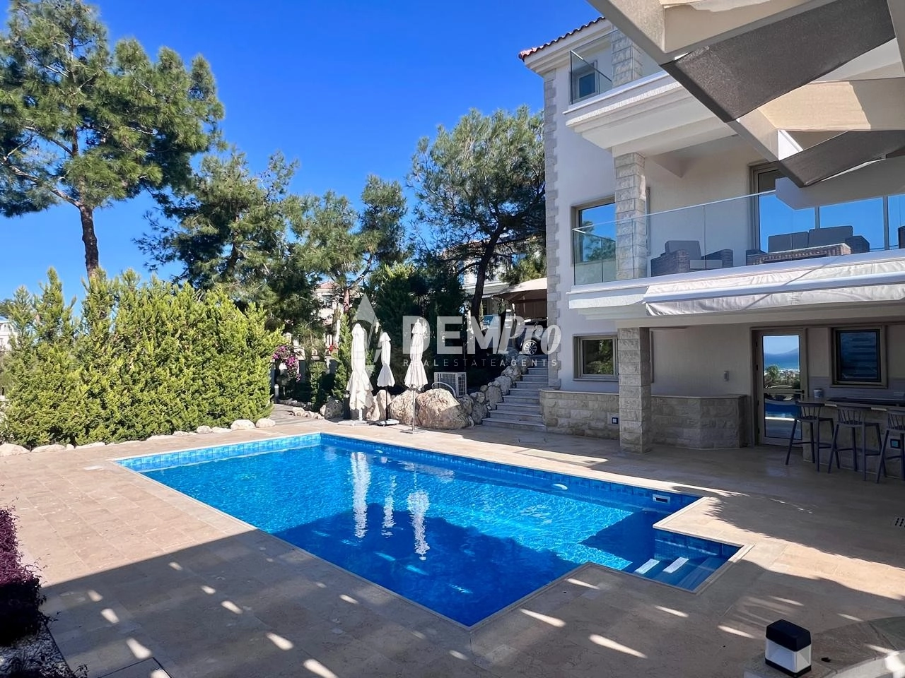 3 Bedroom House for Sale in Argaka, Paphos District