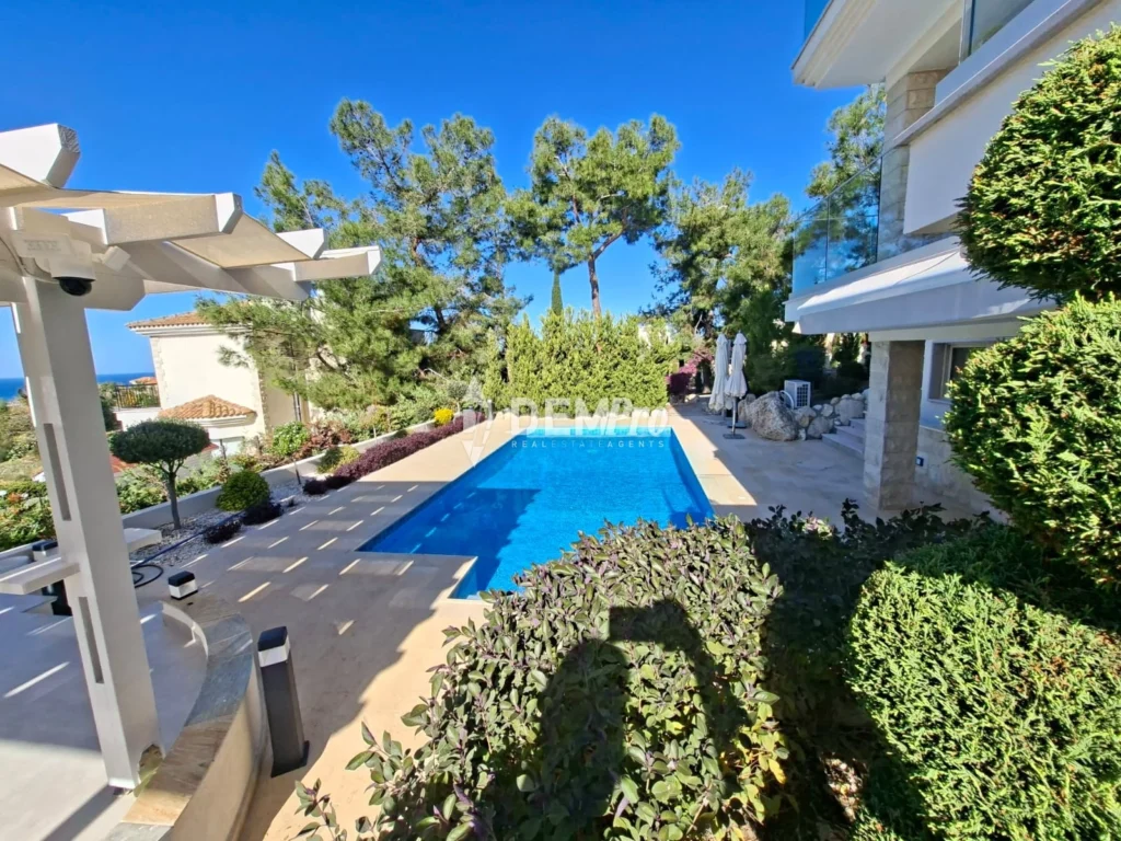 3 Bedroom House for Sale in Argaka, Paphos District