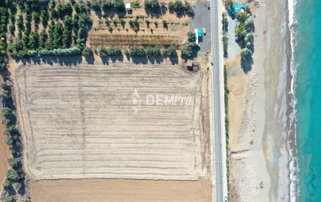 16,063m² Plot for Sale in Argaka, Paphos District