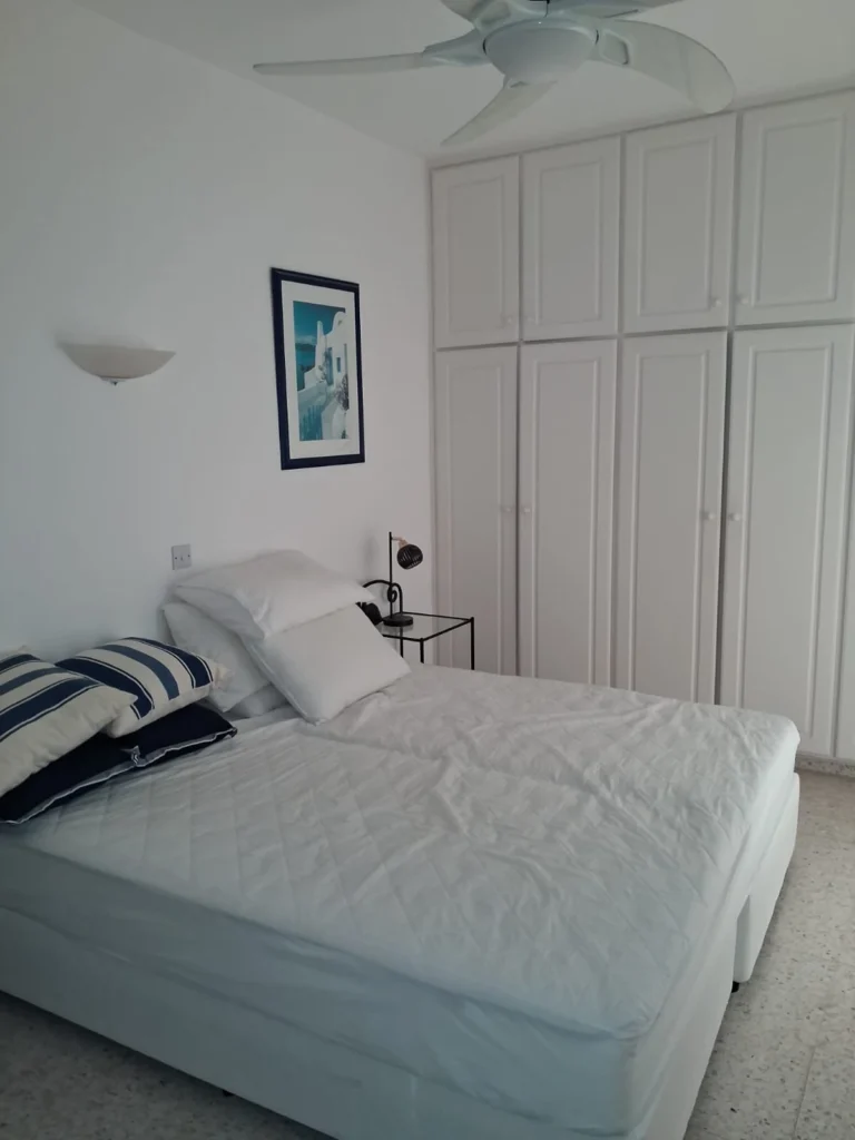 3 Bedroom House for Sale in Kamares, Paphos District