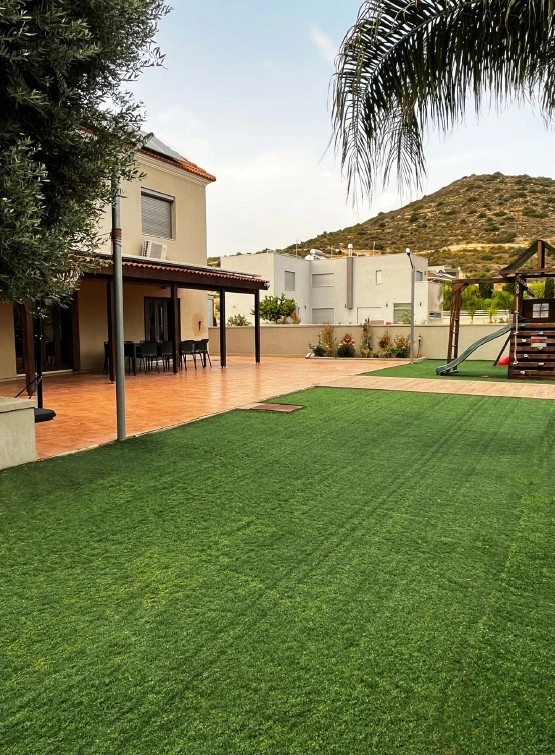 6+ Bedroom House for Sale in Palodeia, Limassol District