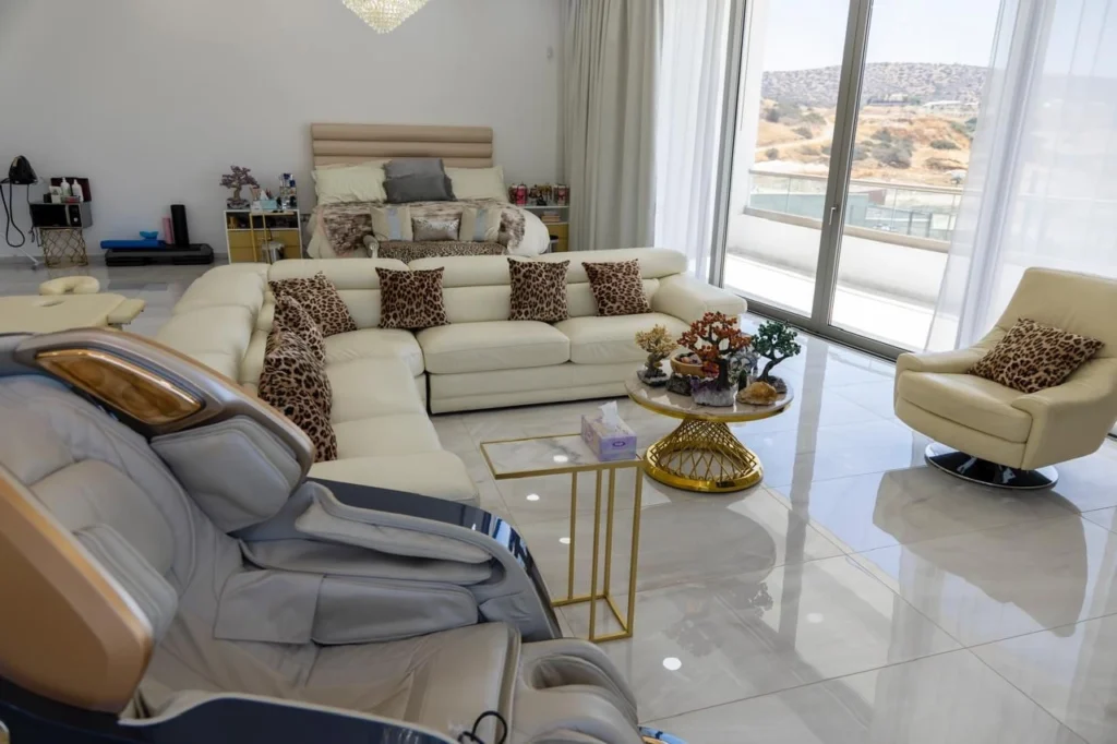 6+ Bedroom House for Sale in Pyrgos Lemesou, Limassol District