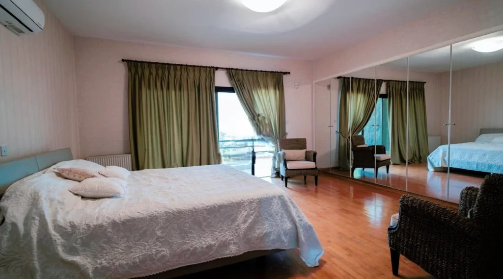 5 Bedroom House for Sale in Limassol – Ekali