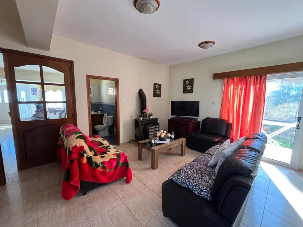 6+ Bedroom House for Sale in Pissouri, Limassol District