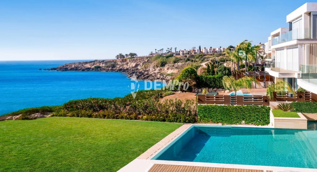 271m² House for Sale in Chlorakas, Paphos District