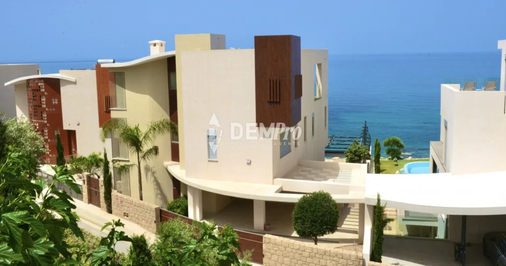 271m² House for Sale in Chlorakas, Paphos District