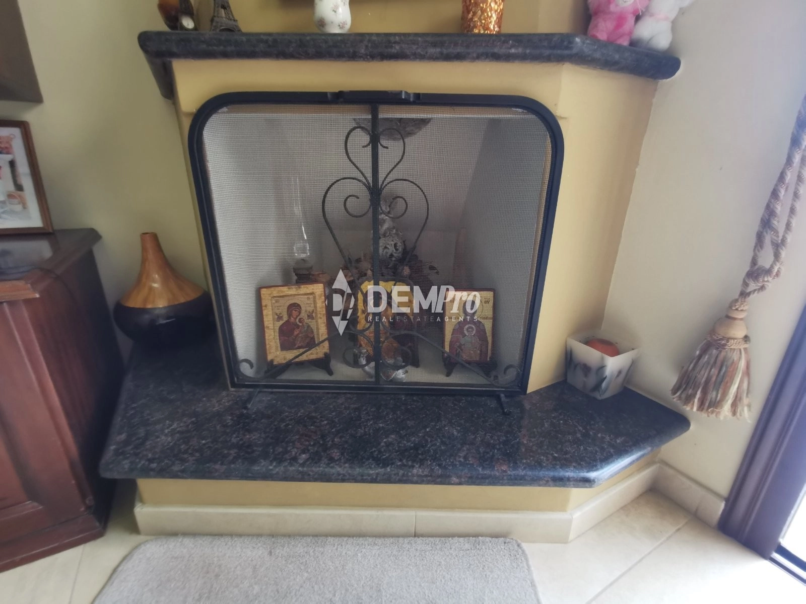 4 Bedroom House for Sale in Paphos – Emba